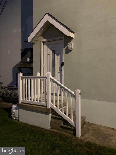 https://bt-photos.global.ssl.fastly.net/brightmls/orig_boomver_2_805364289120-2.jpg