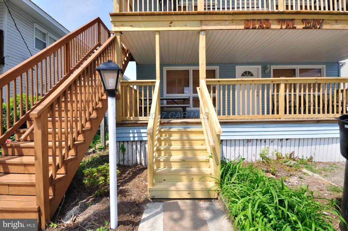 8 78TH Street - Photo 1