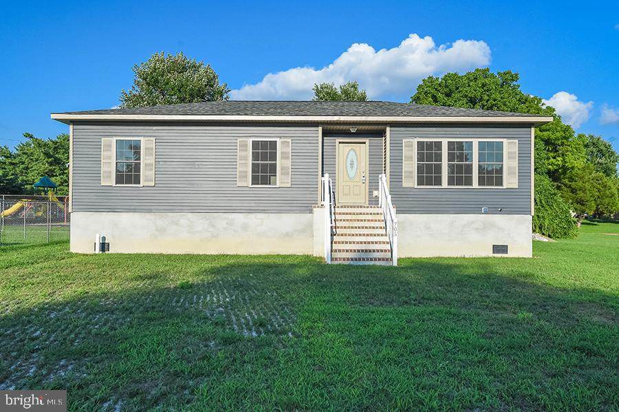 705 Delaware Avenue - Photo 1