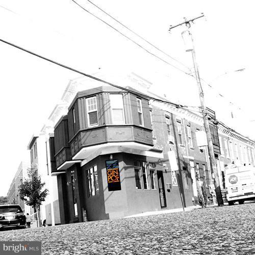 1839 Poplar Street - Photo 1