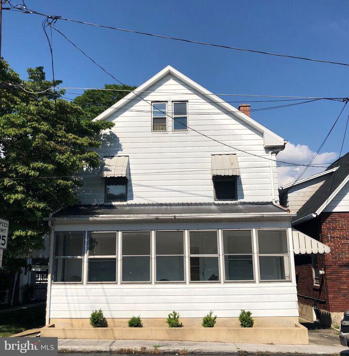 307 Linden Avenue - Photo 1