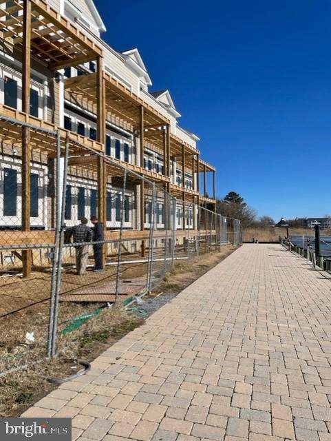 406 Channel Marker Way - Photo 1
