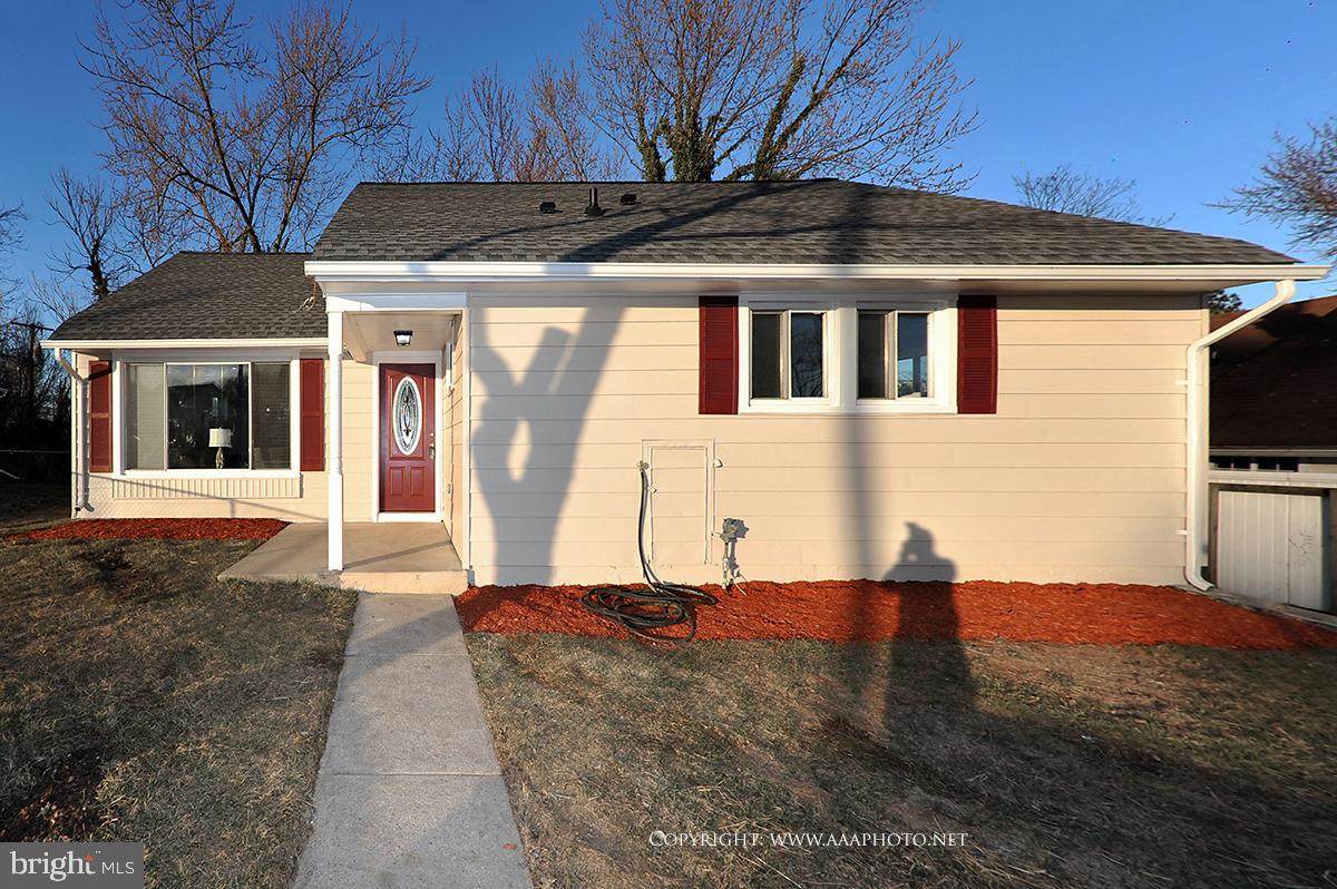 1911 Aster Road - Photo 1