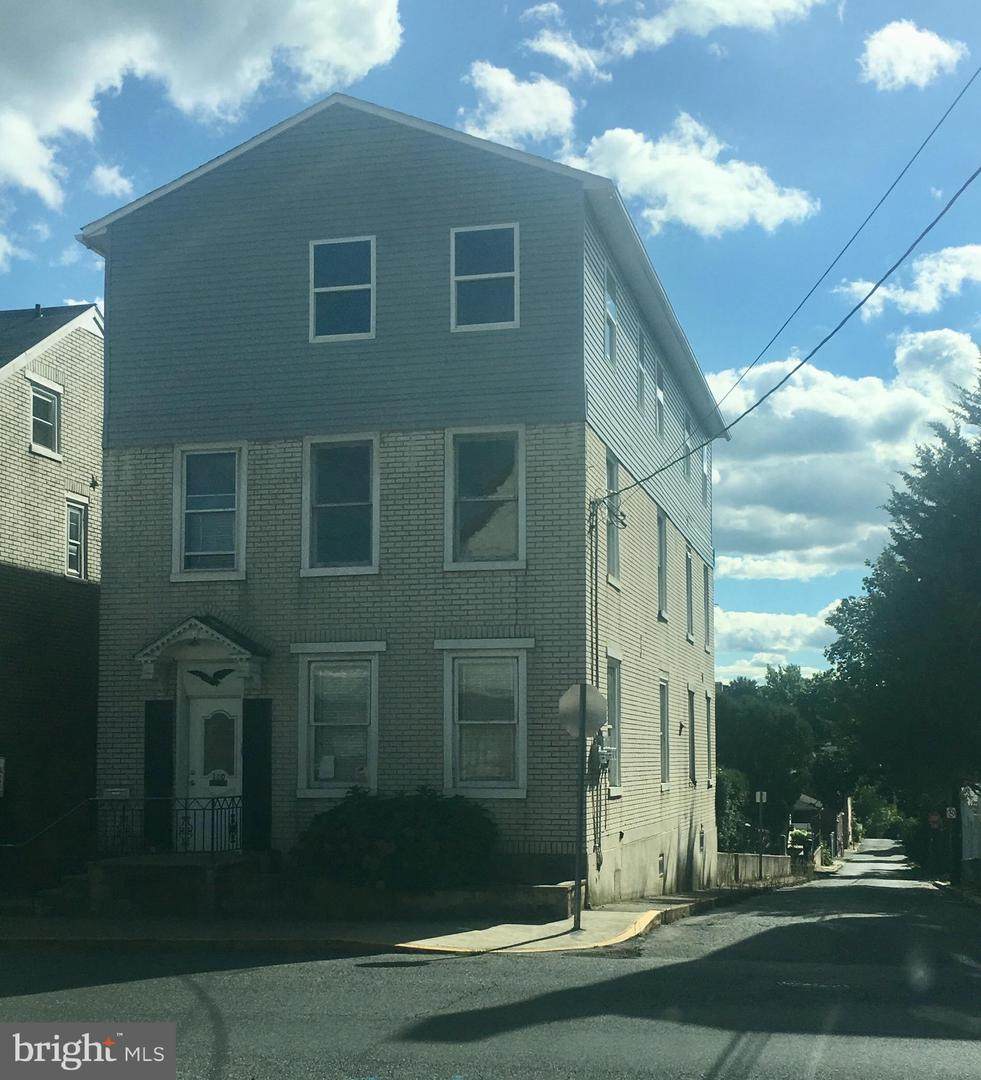 120 2ND Street - Photo 1