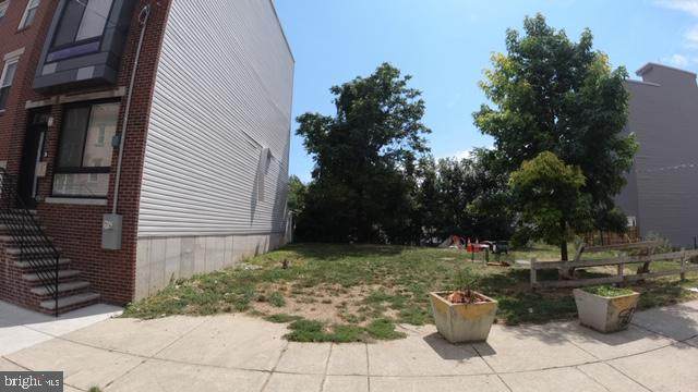1709 Marshall Street - Photo 1