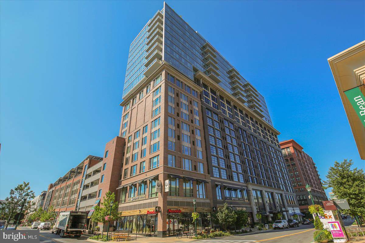 930 Rose Avenue - Photo 1