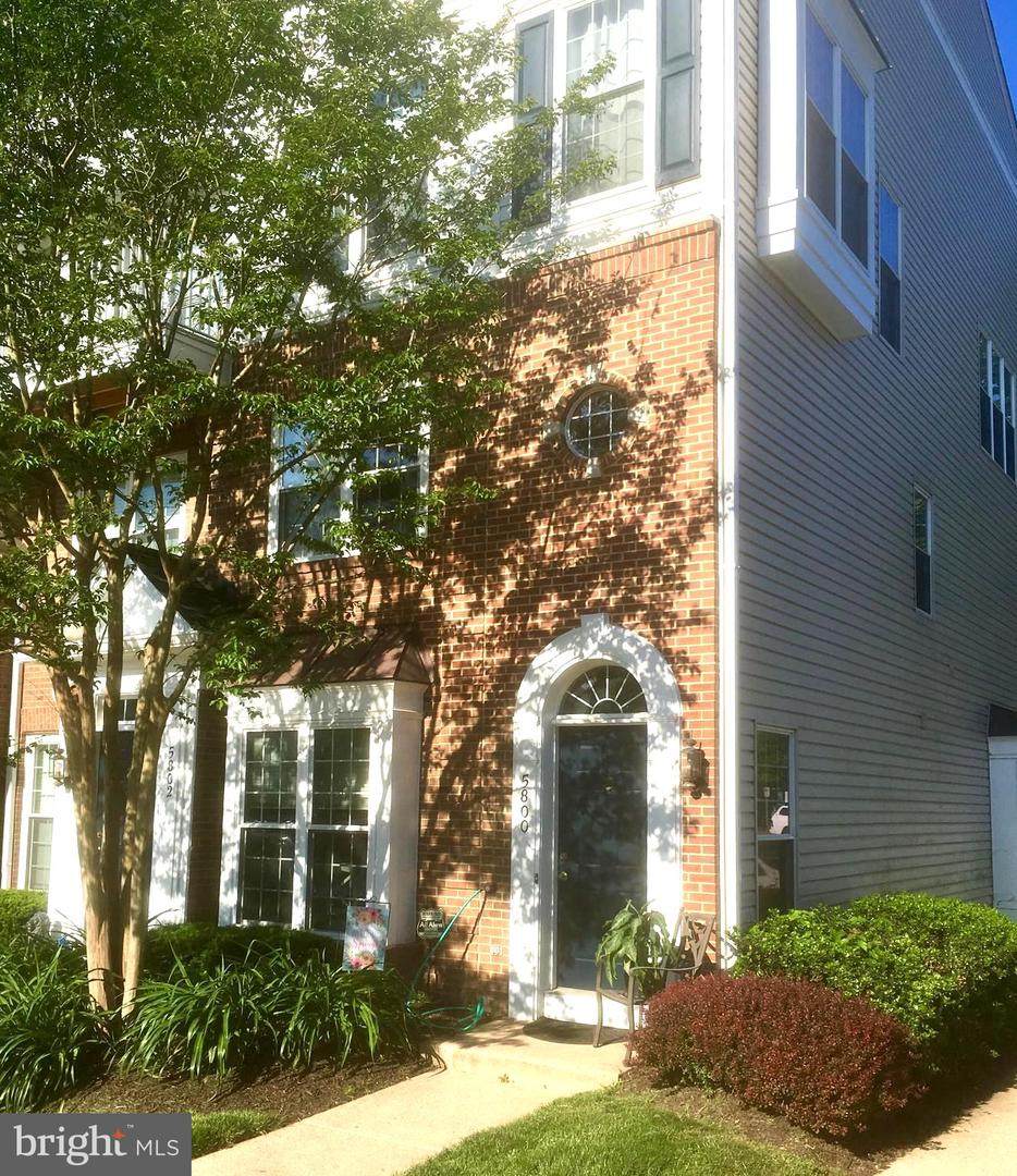 5800 Katelyn Mary Place - Photo 1