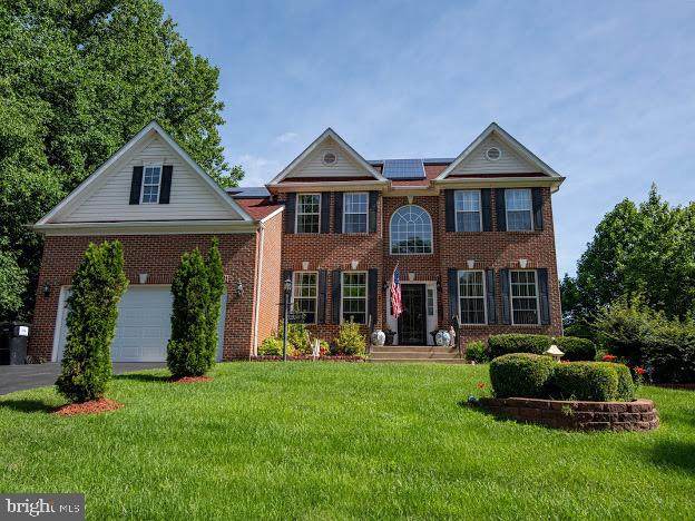 10 Aspen Woods Drive - Photo 1