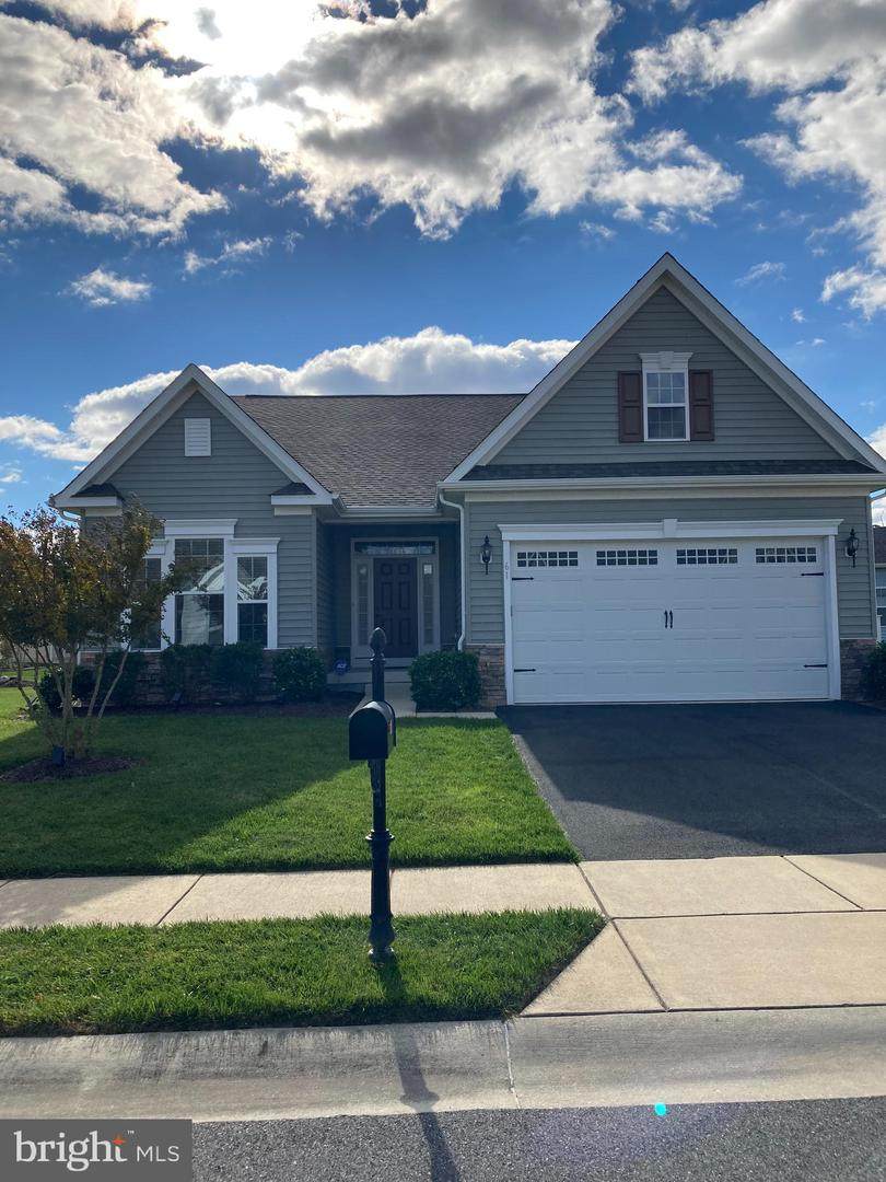 61 Fairway Drive - Photo 1