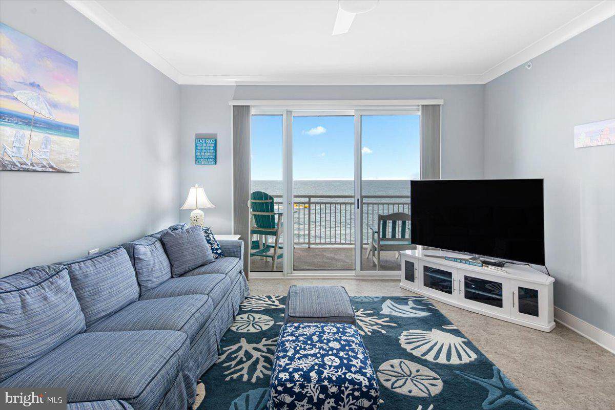 2 48TH Street - Photo 1