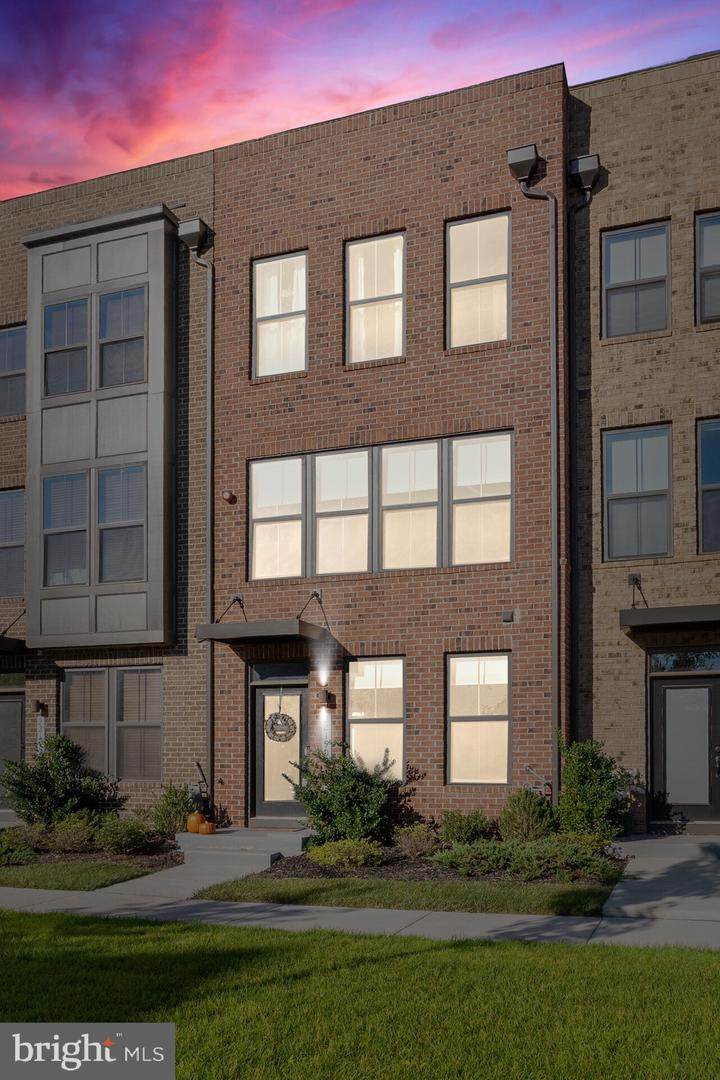 22190 Mccormick Terrace - Photo 1