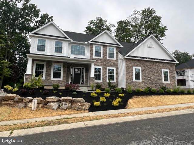 105 Hickory Drive - Photo 1