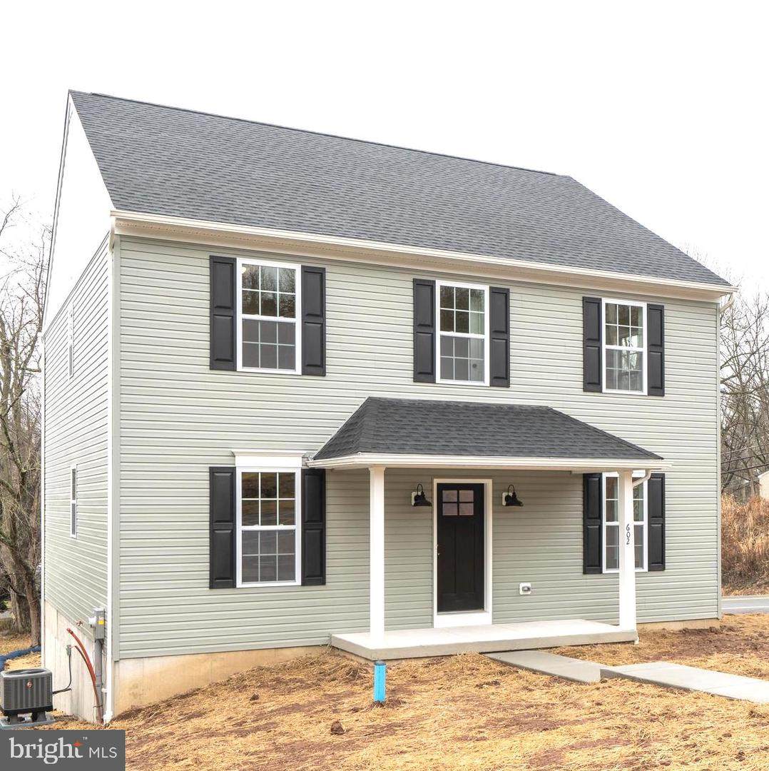 600 Main Street - Photo 1