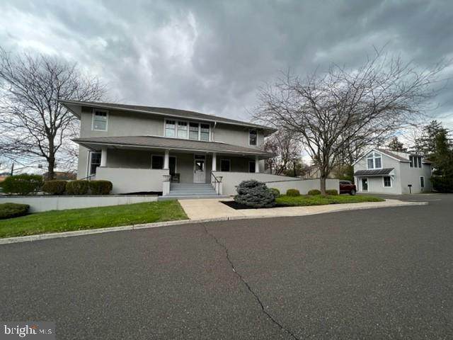 423 Main Street - Photo 1