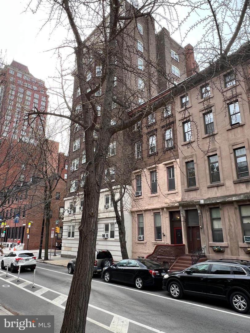 1504 Pine Street - Photo 1