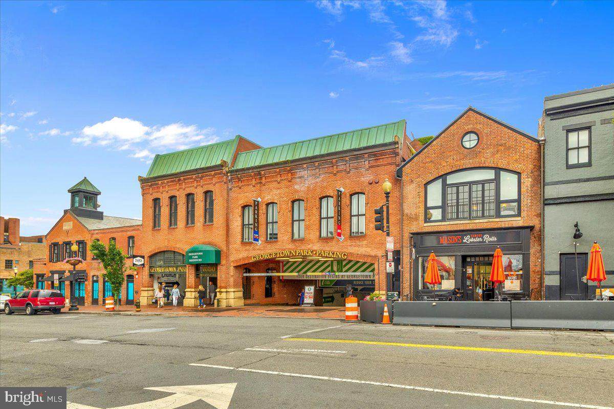 1080 Wisconsin Avenue - Photo 1