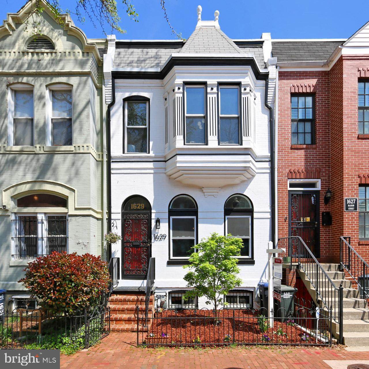 1629 Marion Street - Photo 1