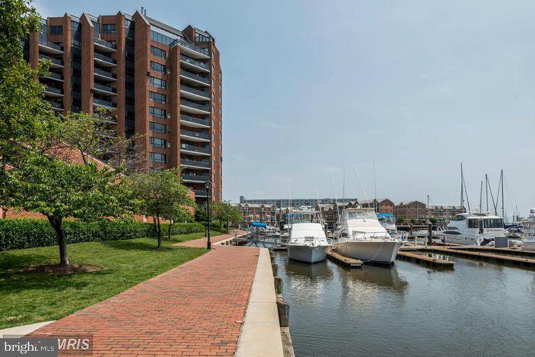 2515 Boston Street - Photo 1
