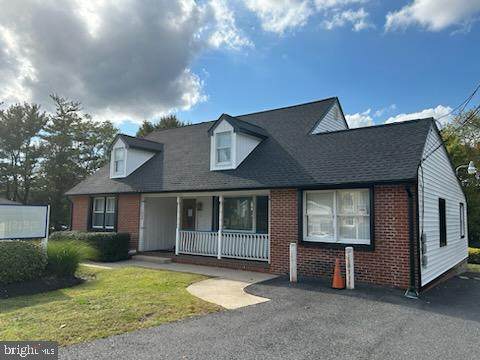 1808 Springdale Road - Photo 1