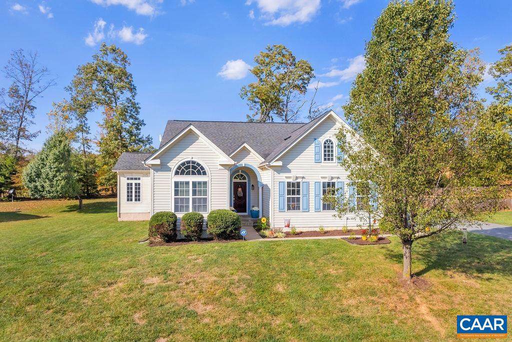 399 Justin Dr - Photo 1