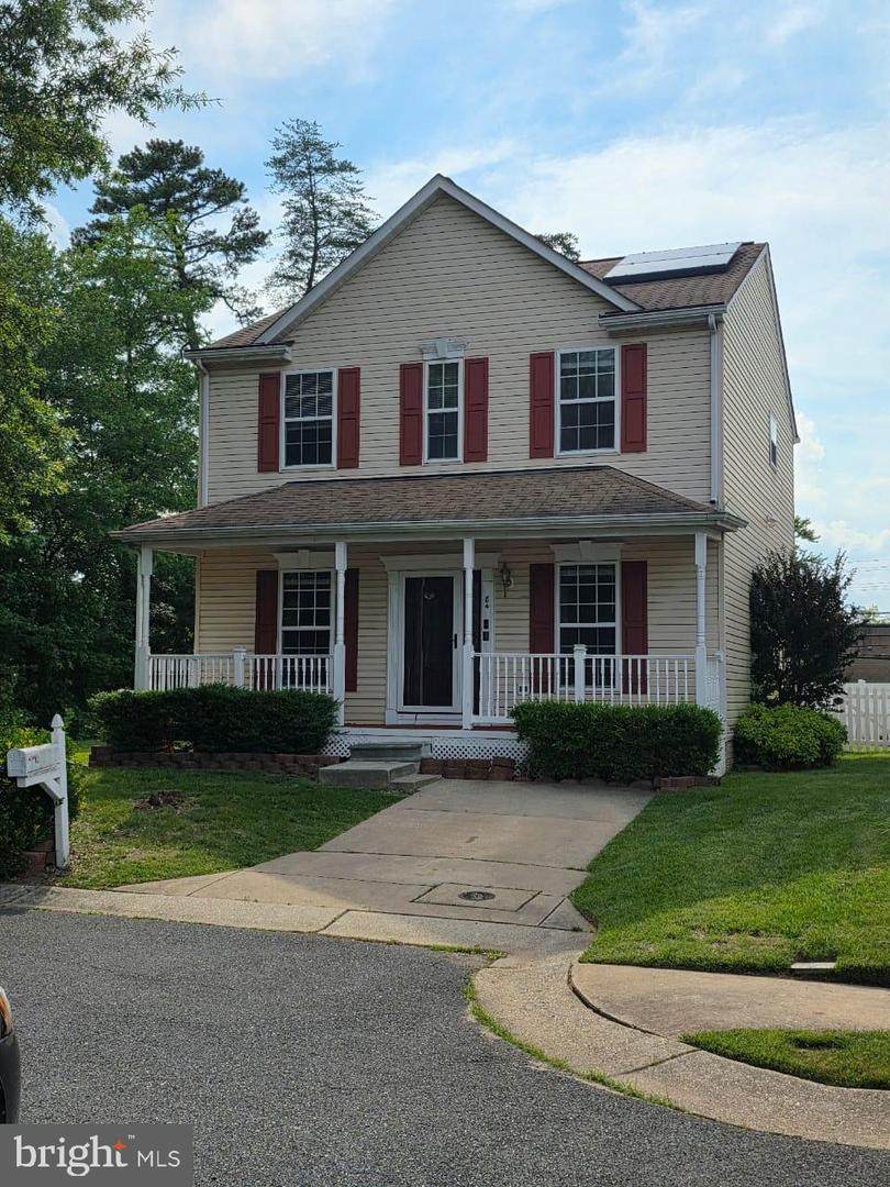 84 Lawrence Avenue - Photo 1