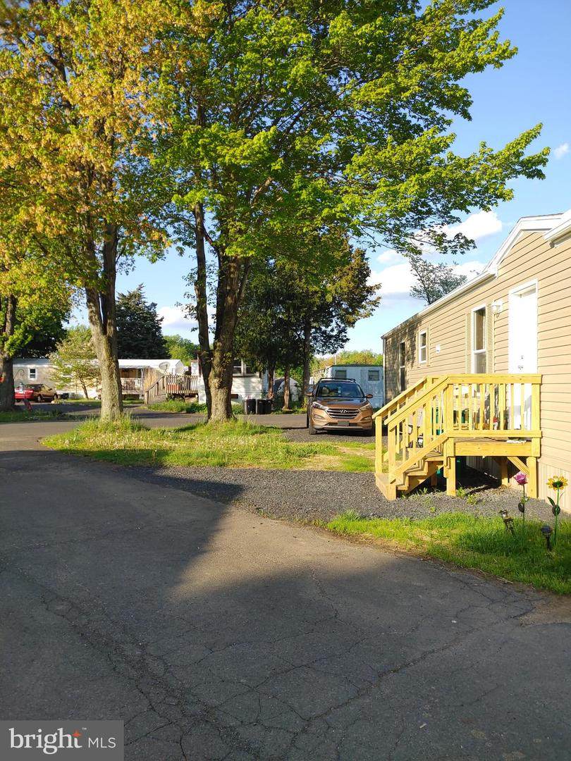 1446 Gibson Rd - Photo 1