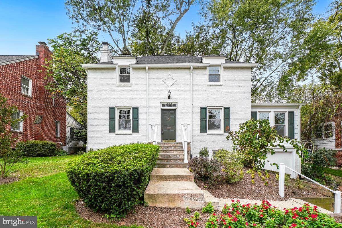 2414 Seminary Road - Photo 1