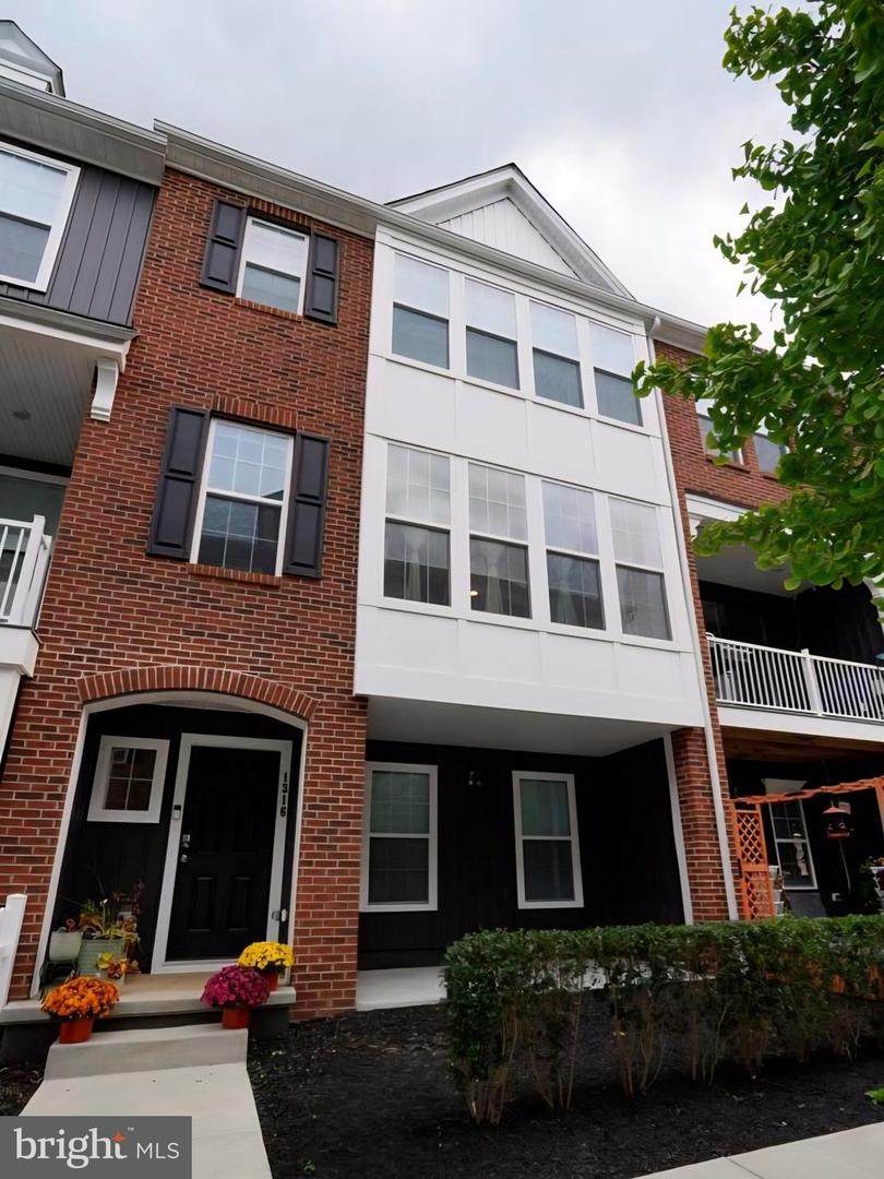 1316 Breeches Way - Photo 1