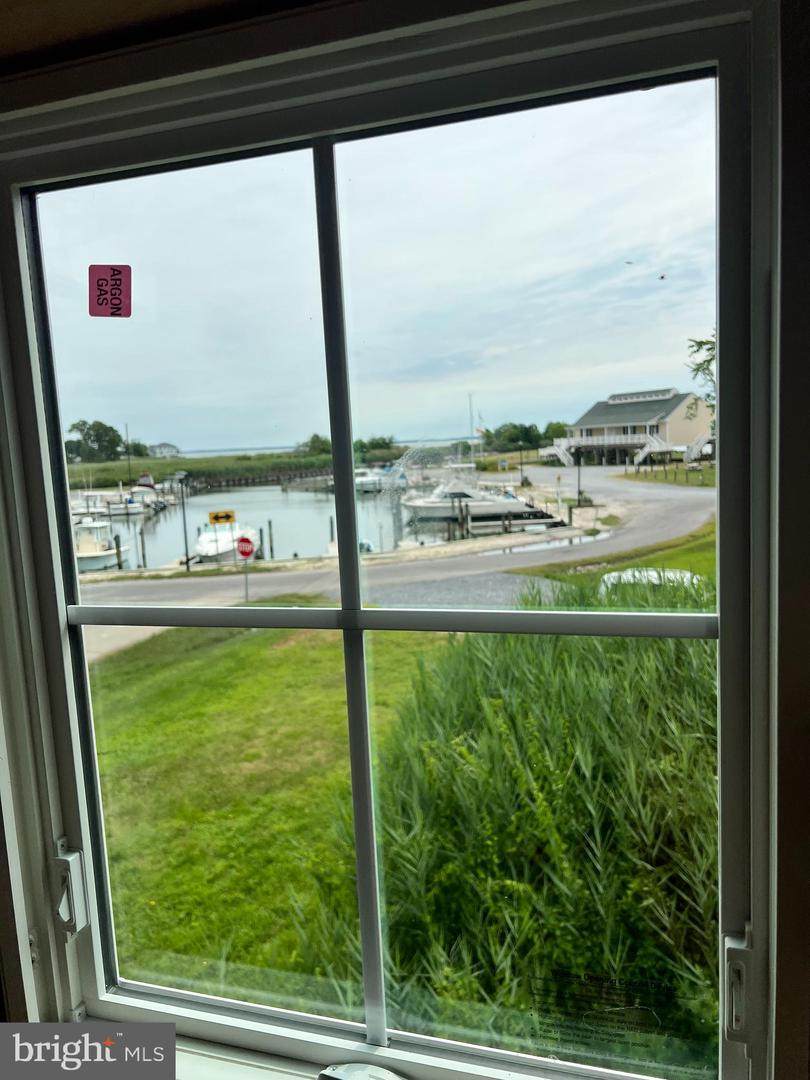 https://bt-photos.global.ssl.fastly.net/brightmls/orig_boomver_3_804587379686-2.jpg