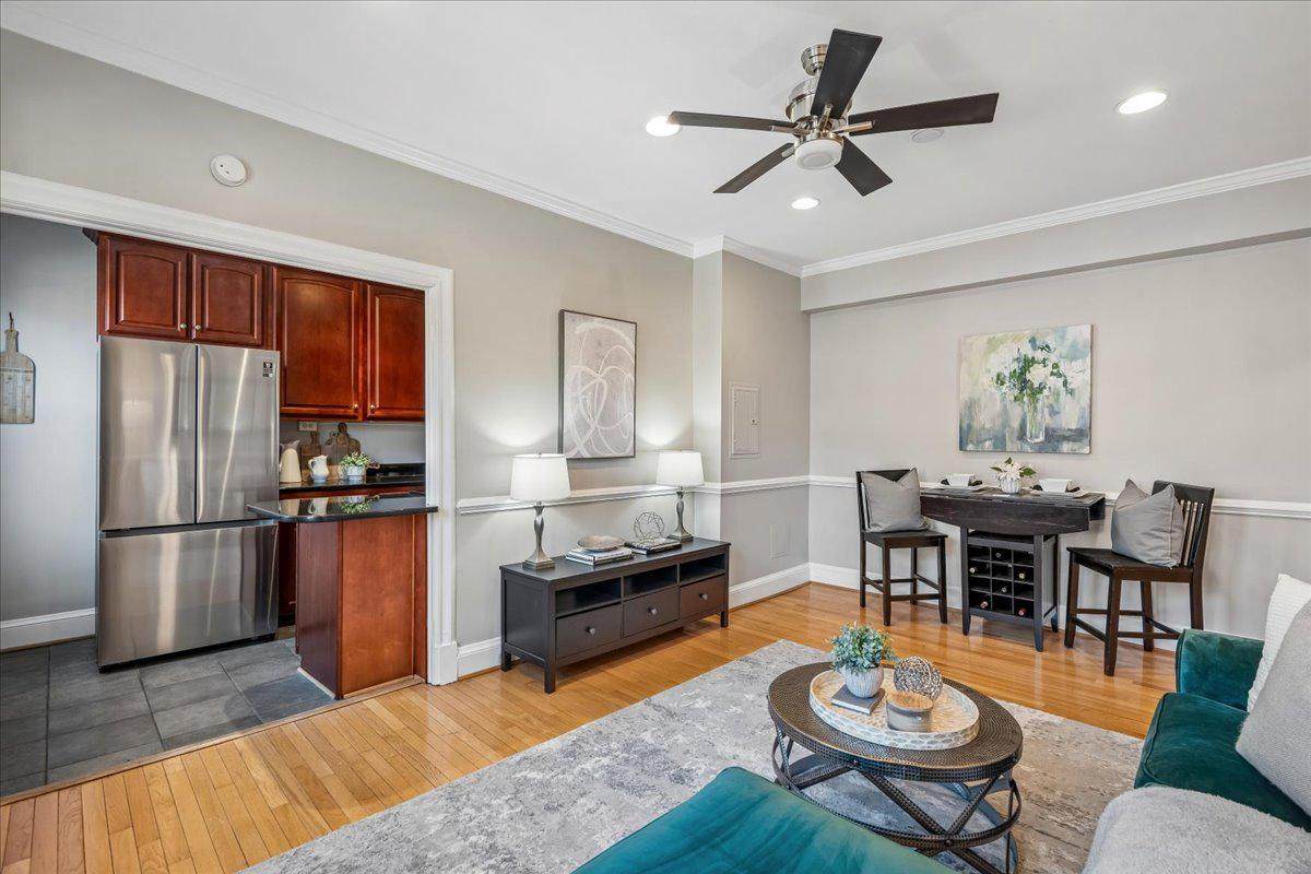3010 Wisconsin Avenue - Photo 1