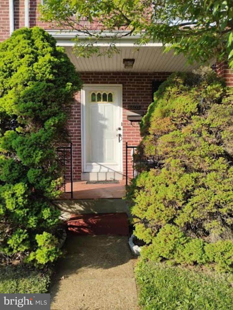 1407 Beech Street - Photo 1