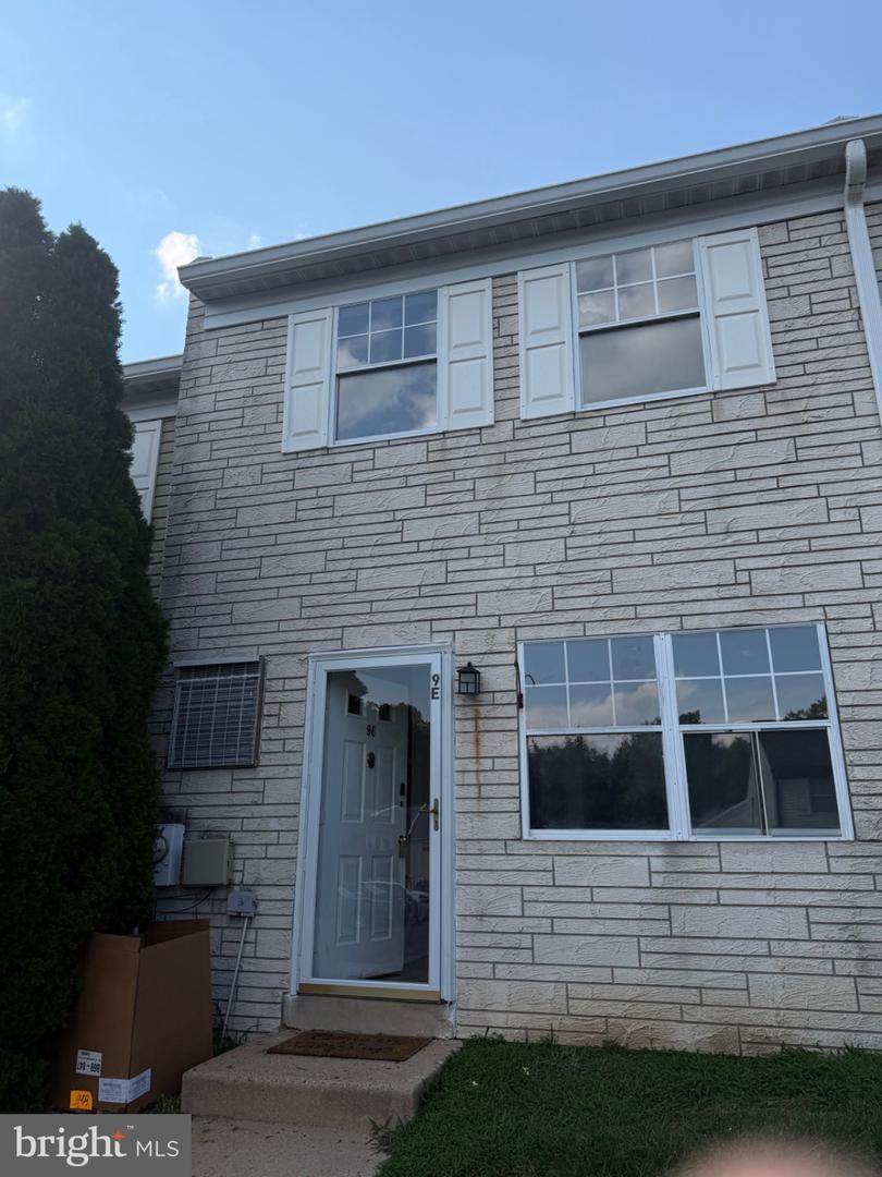 515 York Road - Photo 1