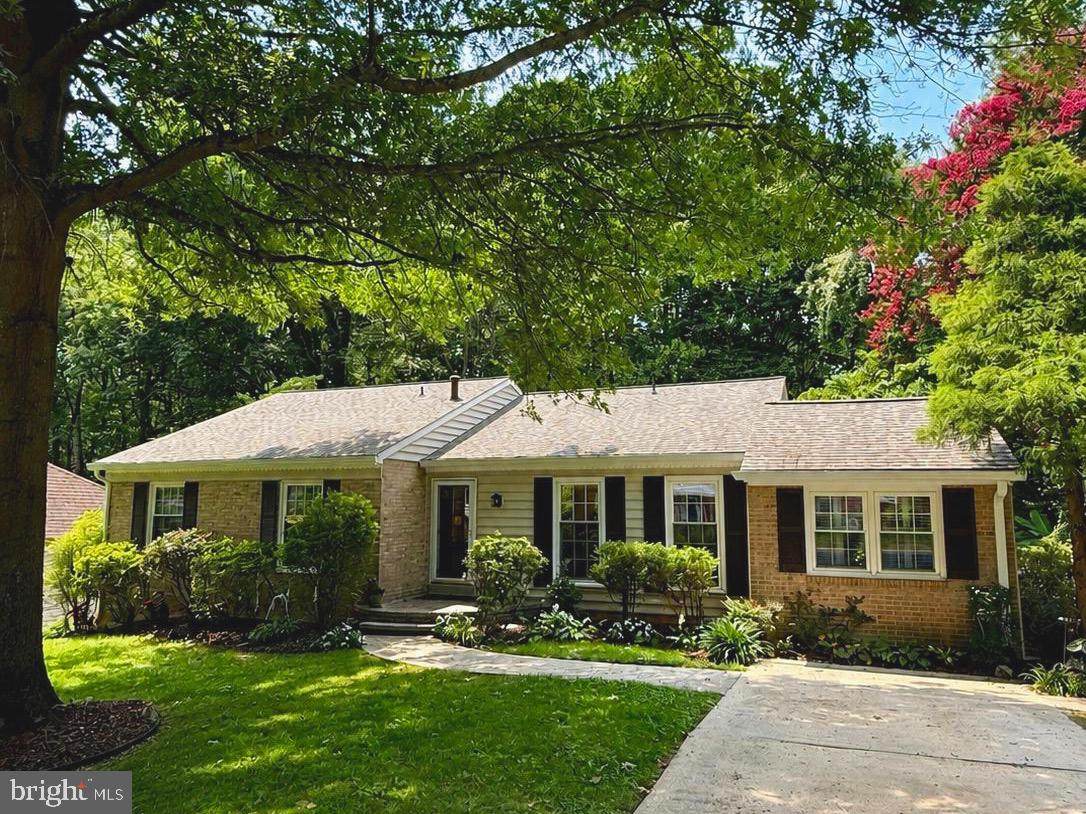 6424 Alloway Court - Photo 1
