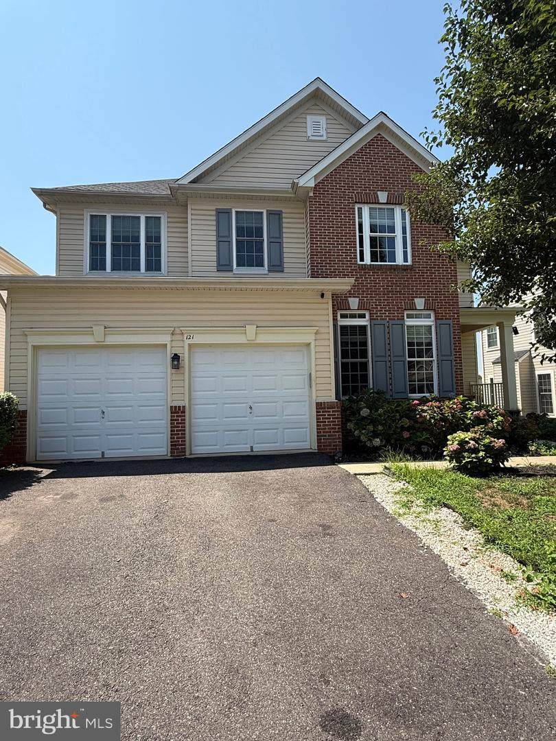 121 King Edward Court - Photo 1