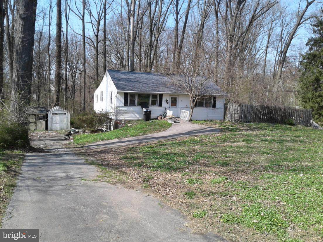 813 King Road - Photo 1