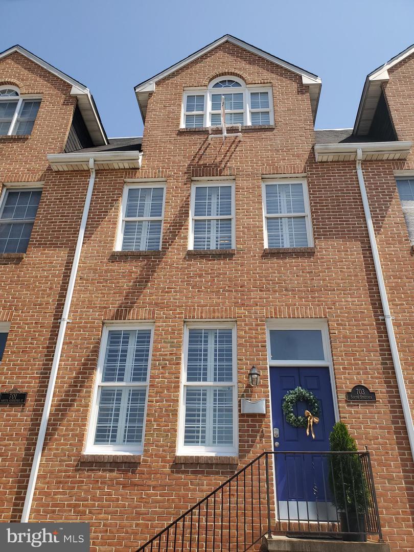 703 Streeper Street - Photo 1