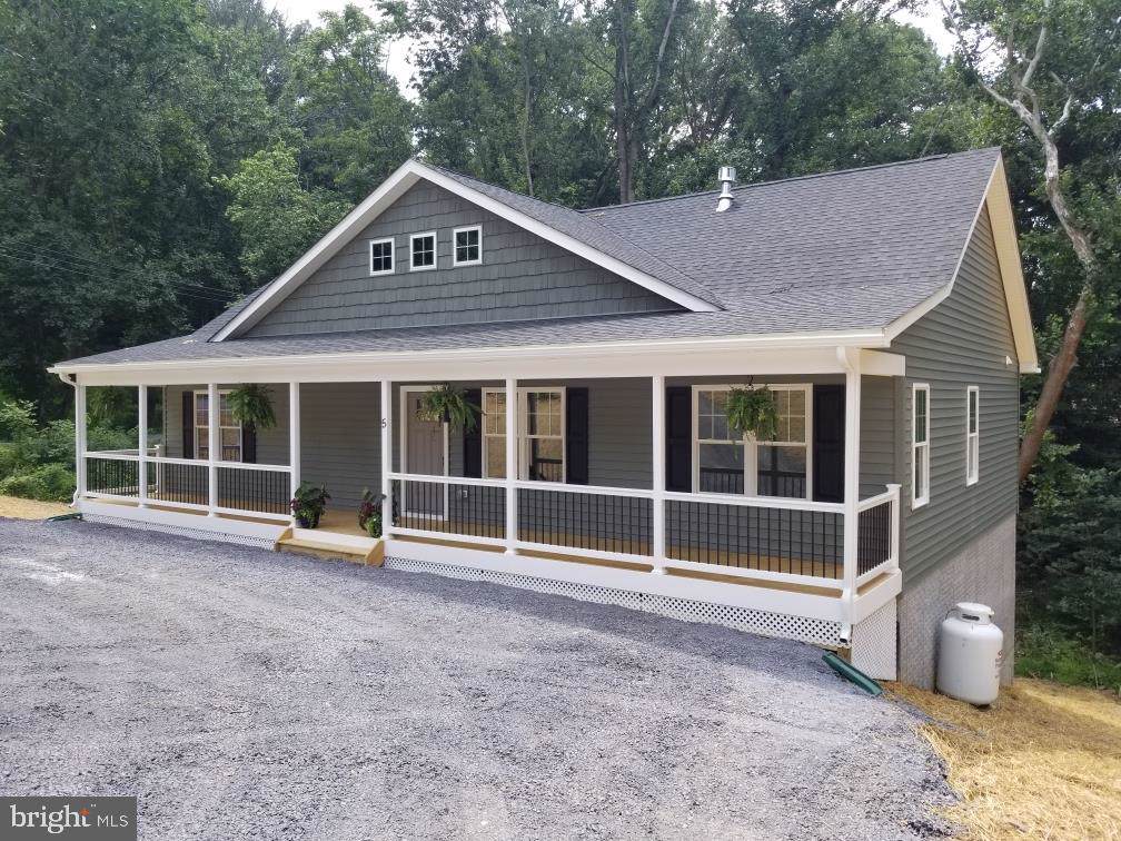 5 Oakwood Drive - Photo 1