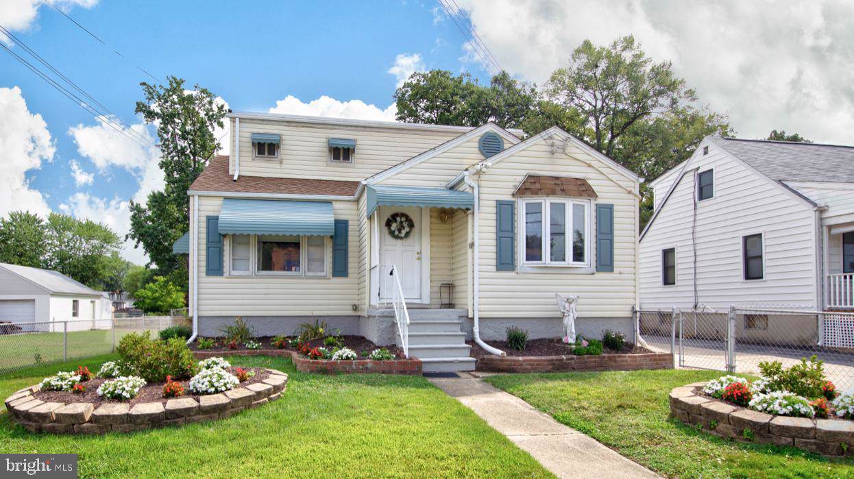 325 Woodward Drive - Photo 1