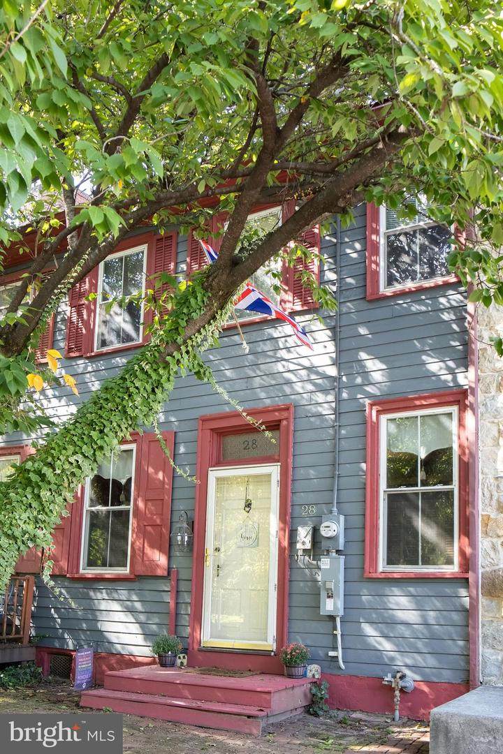 28 Front Street - Photo 1
