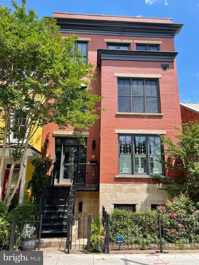 1913 12TH Street - Photo 1