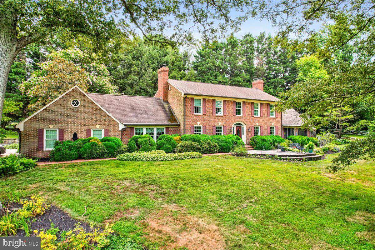 10961 Lakeside Drive - Photo 1