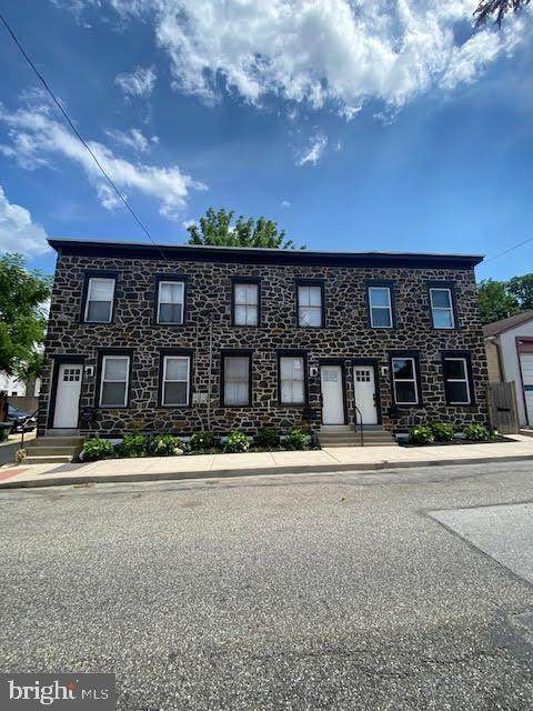 406 Chestnut Street - Photo 1