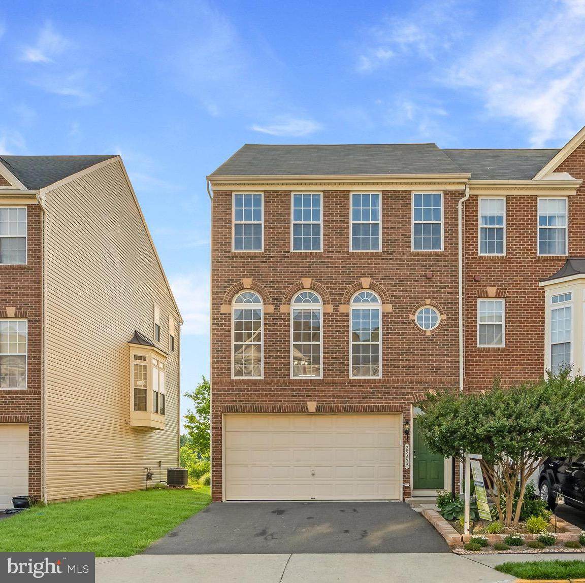 25439 Elm Terrace - Photo 1