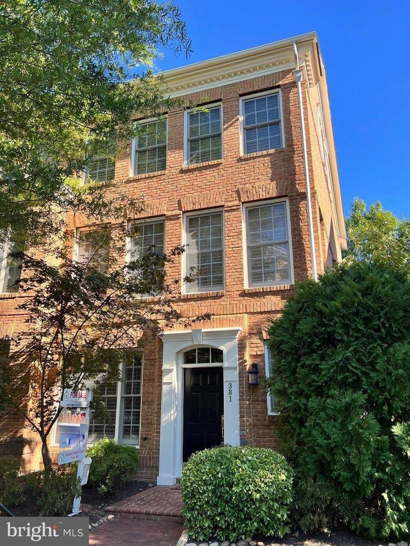 381 Cameron Station Boulevard - Photo 1