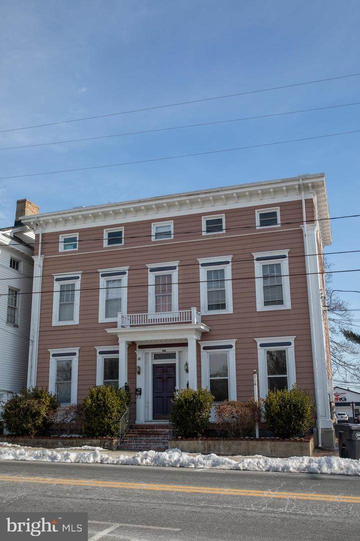 115 Walnut Street - Photo 1