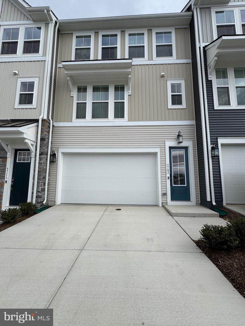 9709 Buckthorn - Photo 1
