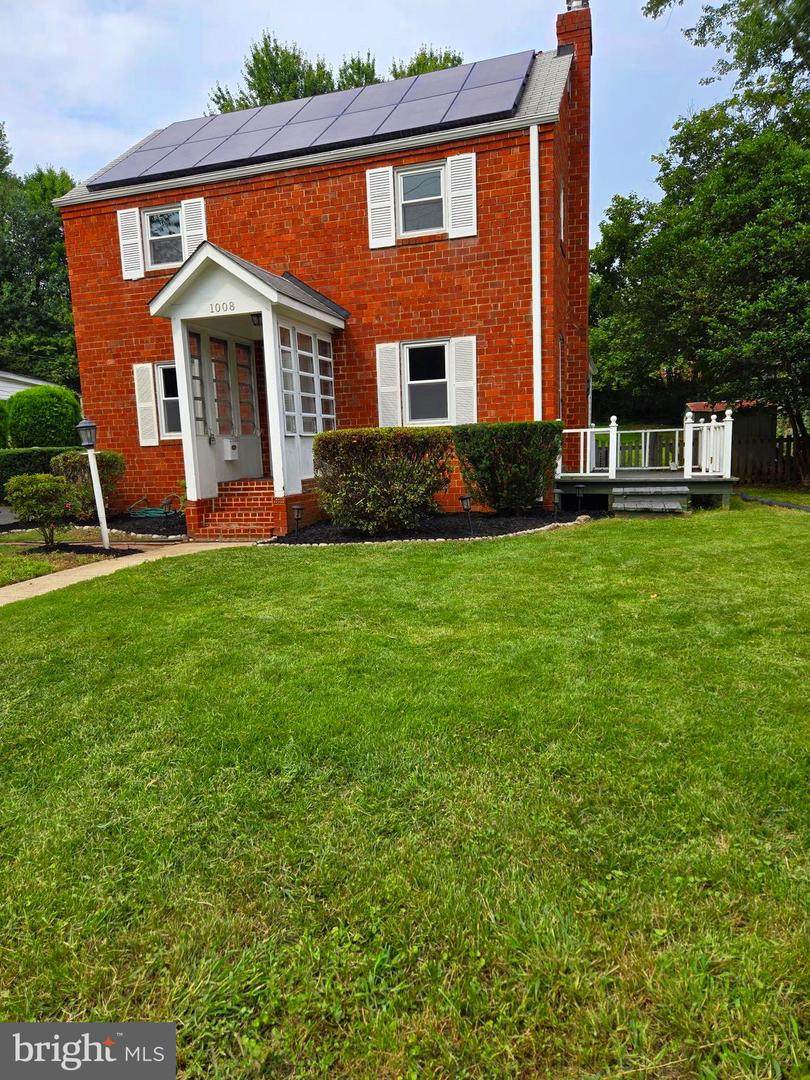 1008 Roosevelt Street - Photo 1