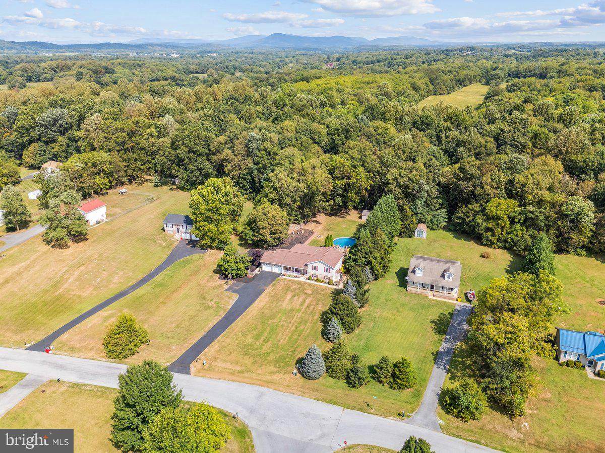 431 Canterbury Drive - Photo 1