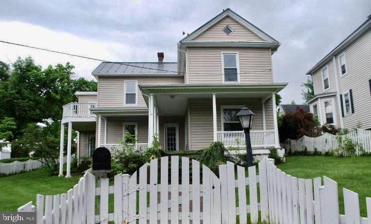 521 Main Street - Photo 1