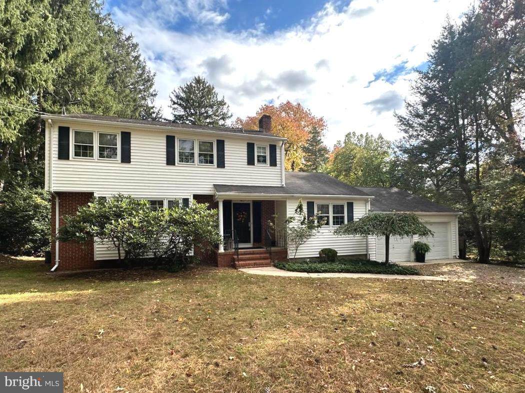 11 Mountain View - Photo 1